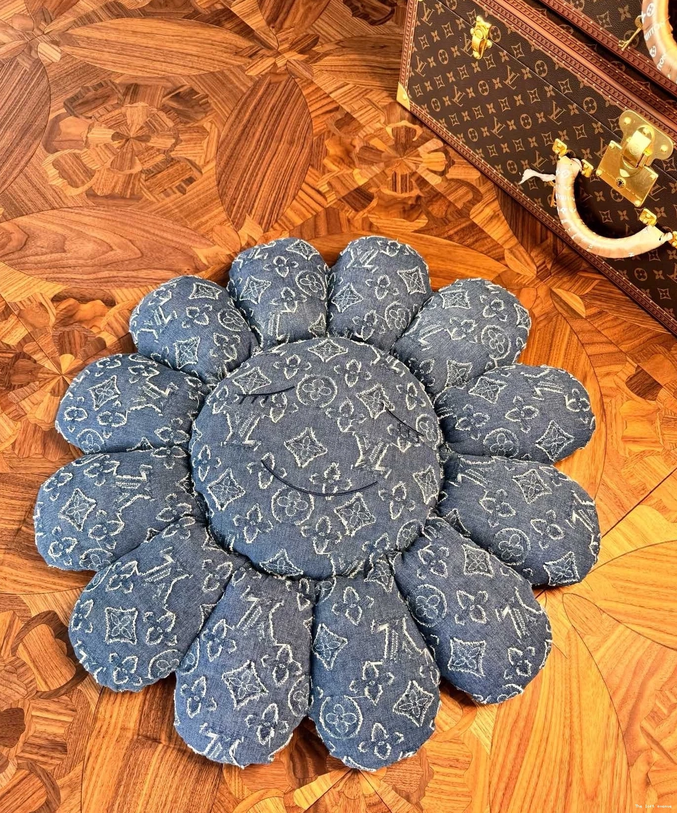 LV CUSTOM FLOWER PLUSH MURAKAMI 0717
